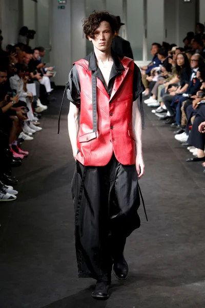 Look 20